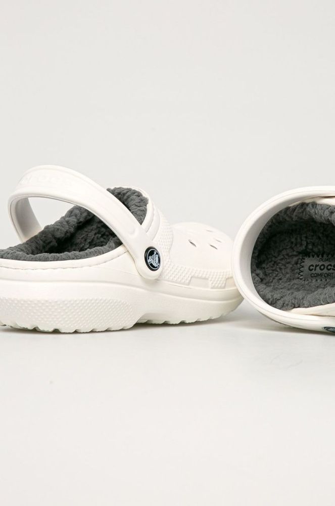 Crocs  Шльопанці Classic Lined Clog 203591 колір білий фото 4