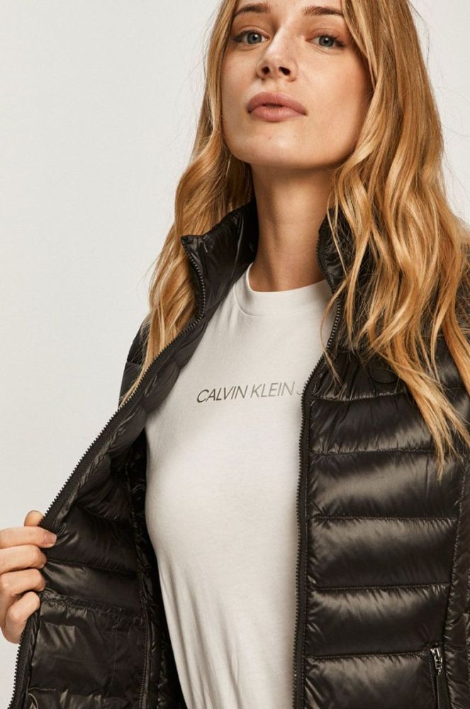 Armani Exchange - Пухова безрукавка колір чорний фото 6