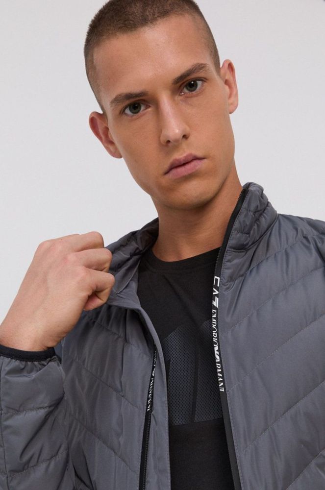 Пухова куртка EA7 Emporio Armani чоловіча колір сірий зимова фото 4