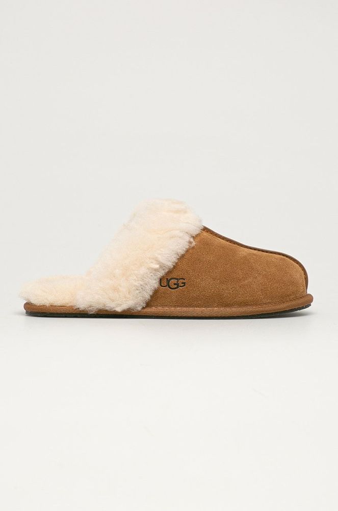 UGG - Замшеві тапочки Scuffette II колір коричневий (781497)