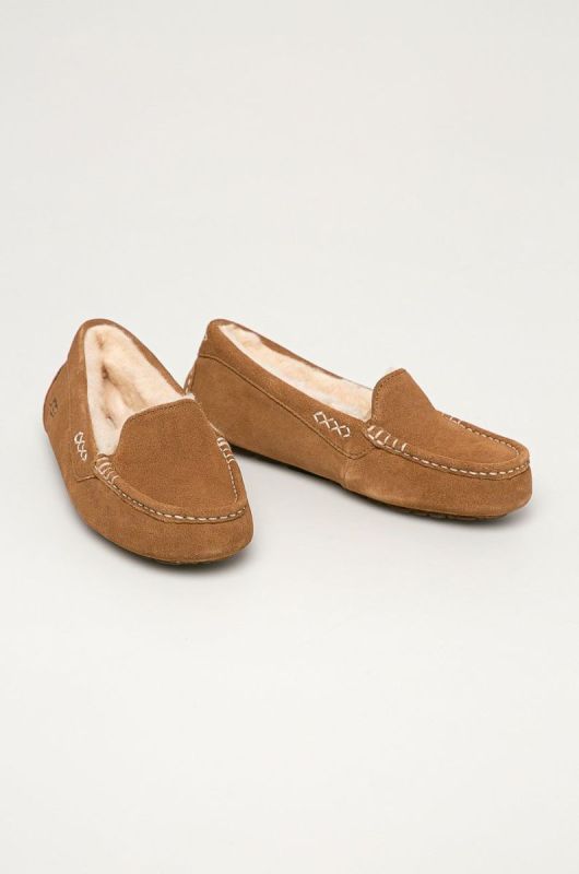 UGG - Замшеві тапочки Ansley колір коричневий фото 2