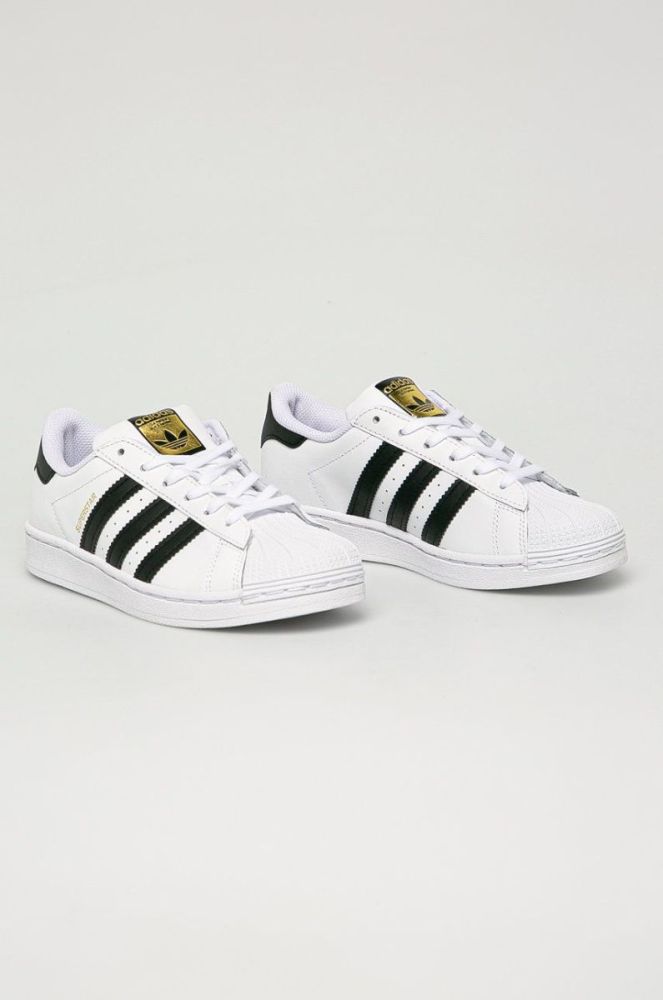 adidas Originals - Дитячі шкіряні кросівки Superstar FU7714 колір білий фото 2