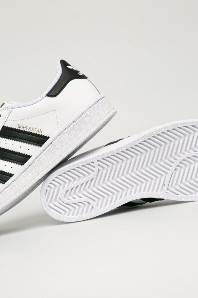 adidas Originals - Дитячі шкіряні кросівки Superstar FU7714 колір білий фото 5
