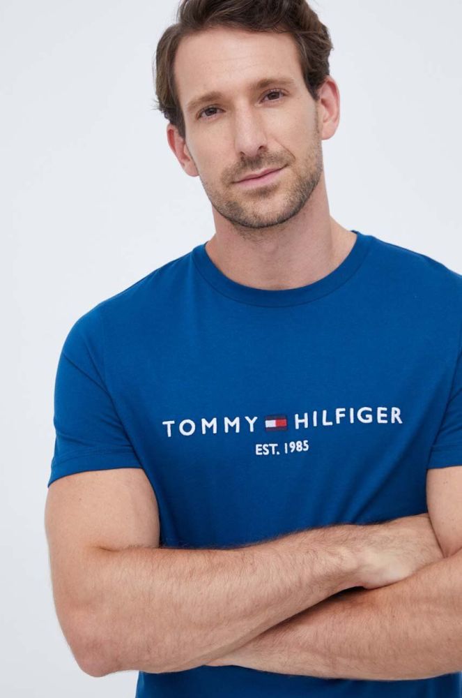 Бавовняна футболка Tommy Hilfiger з аплікацією колір блакитний (3403171)