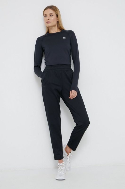 Лонгслів Under Armour 1368701 колір чорний