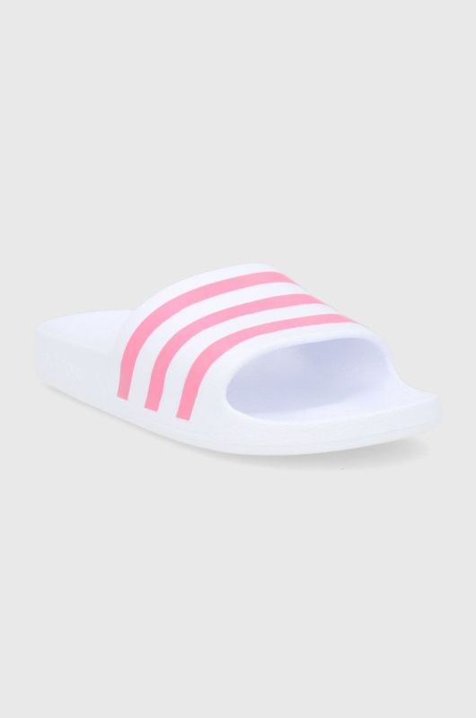 Шльопанці adidas Performance жіночі колір білий фото 2