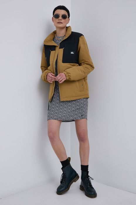 Куртка Quiksilver жіноча колір зелений зимова