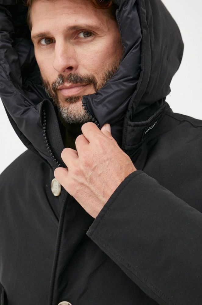 Пухова парка Woolrich ARCTIC чоловіча колір чорний зимова фото 4