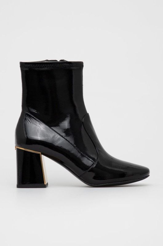 Кожаные ботинки Tory Burch женские цвет черный каблук блок (1518324)