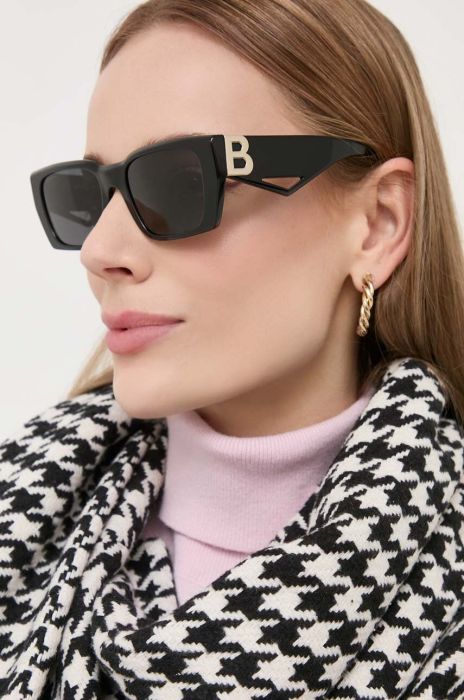 Сонцезахисні окуляри Burberry жіночі колір чорний (1763062) Сонцезахисні окуляри Burberry жіночі колір чорний (1763062)