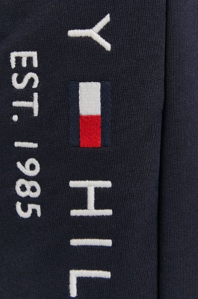 Штани Tommy Hilfiger чоловічі колір синій з аплікацією фото 4