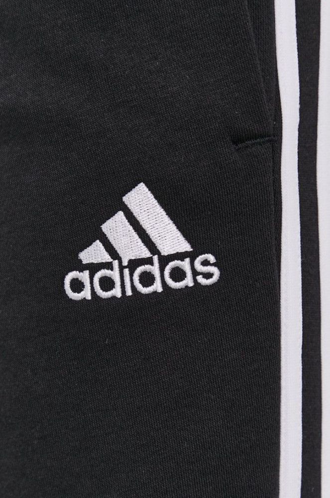 Штани adidas чоловічі колір чорний з аплікацією (1579913) фото 4
