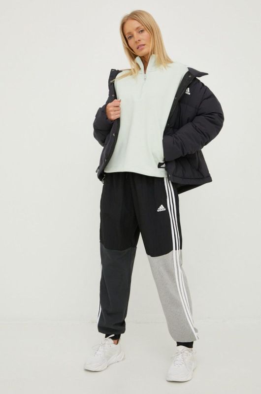 Пухова куртка adidas Performance жіноча колір чорний зимова (2566916) фото 2