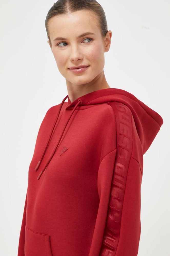 Кофта Guess жіноча колір червоний з капюшоном з принтом (3516982)