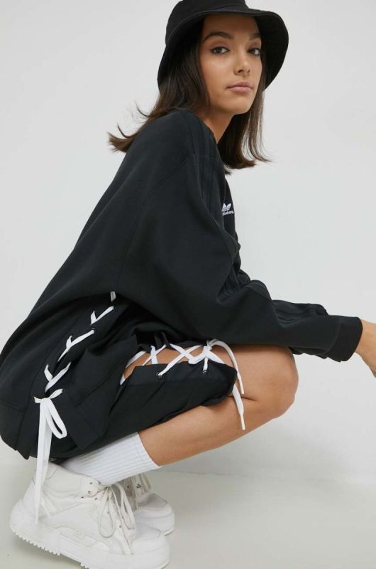 Кофта adidas Originals Always Original жіноча колір чорний з аплікацією фото 2