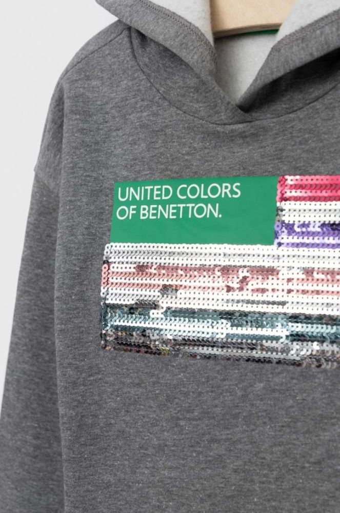 Дитяча кофта United Colors of Benetton колір сірий з капюшоном з аплікацією (2823719) фото 3