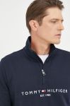 Кофта Tommy Hilfiger чоловіча колір синій з аплікацією (2462516) Кофта Tommy Hilfiger чоловіча колір синій з аплікацією (2462516)