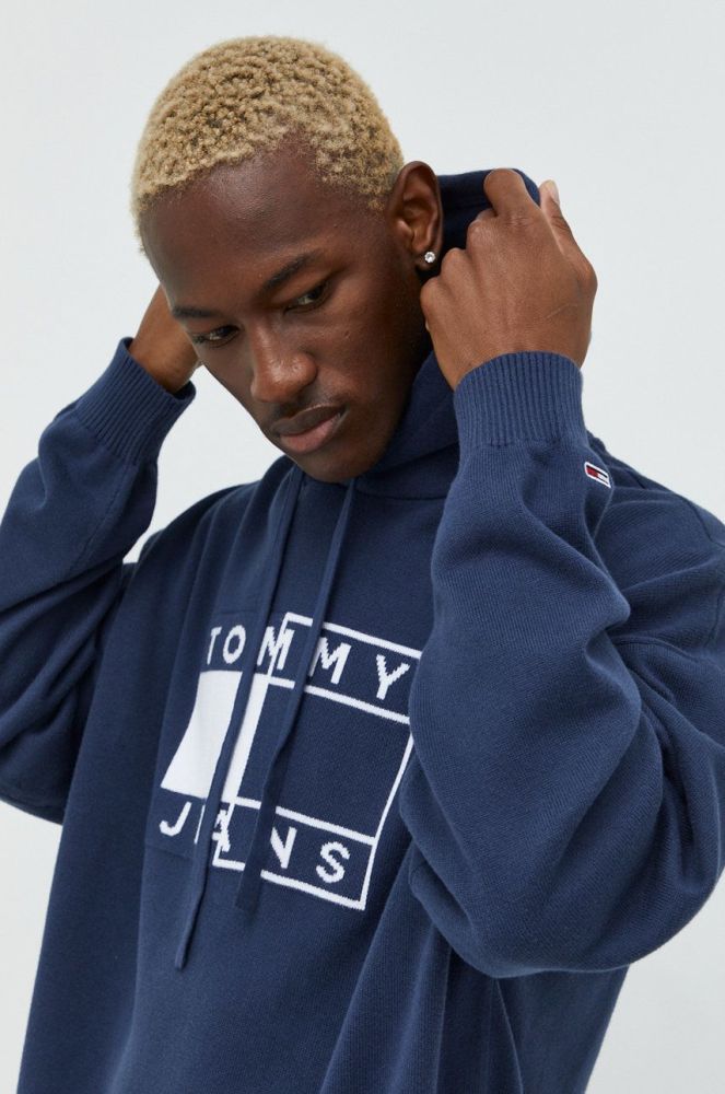 Бавовняний светер Tommy Jeans чоловічий колір синій легкий