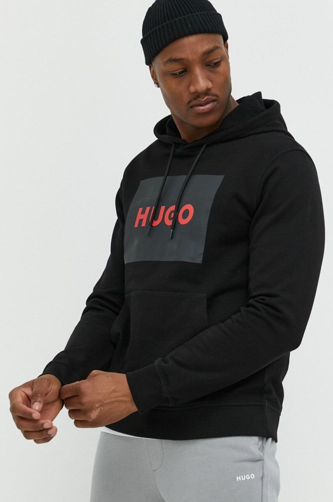 Бавовняна кофта HUGO чоловіча колір чорний з капюшоном з принтом (3080183)