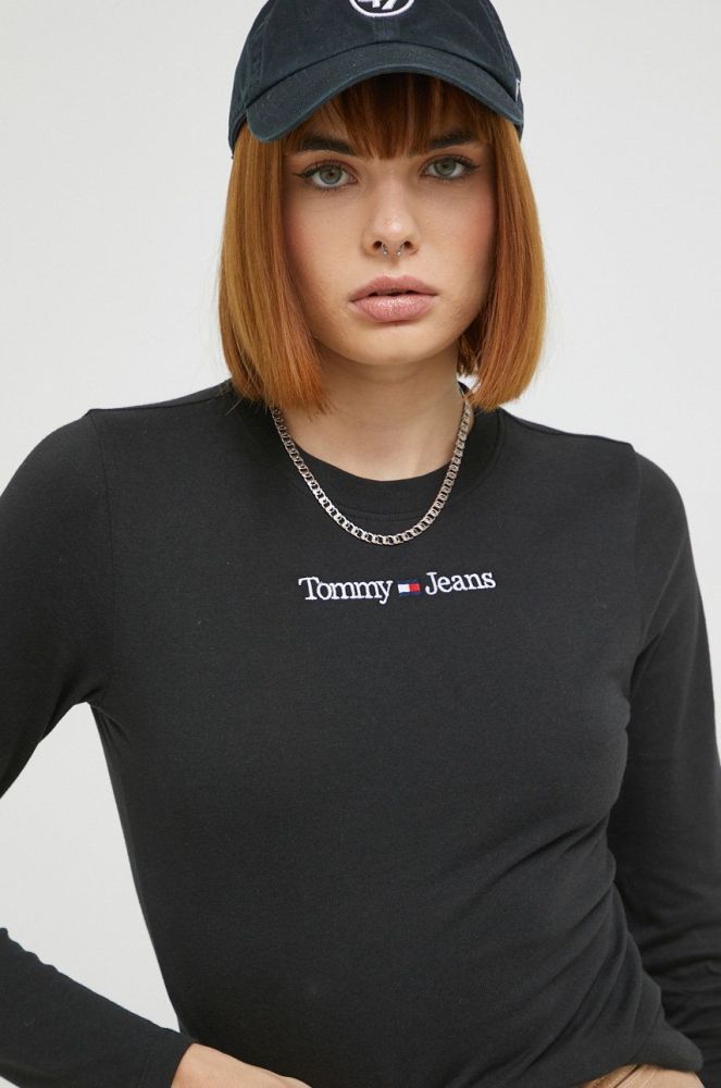 Бавовняний лонгслів Tommy Jeans колір чорний (2596888)