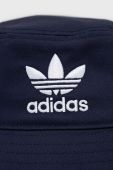 Бавовняний капелюх adidas Originals колір синій з бавовни HM1679.M-NINDIG