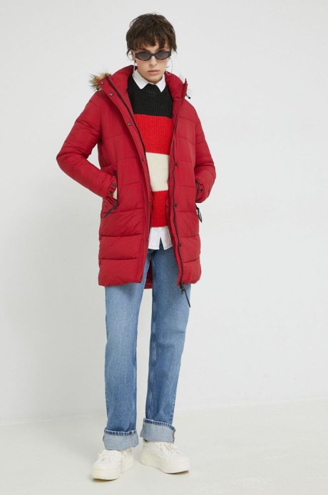 Куртка Superdry жіноча колір червоний зимова (2746636) фото 2