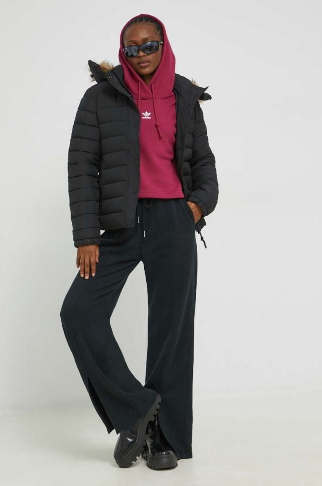 Куртка Superdry жіноча колір чорний зимова (2844968)