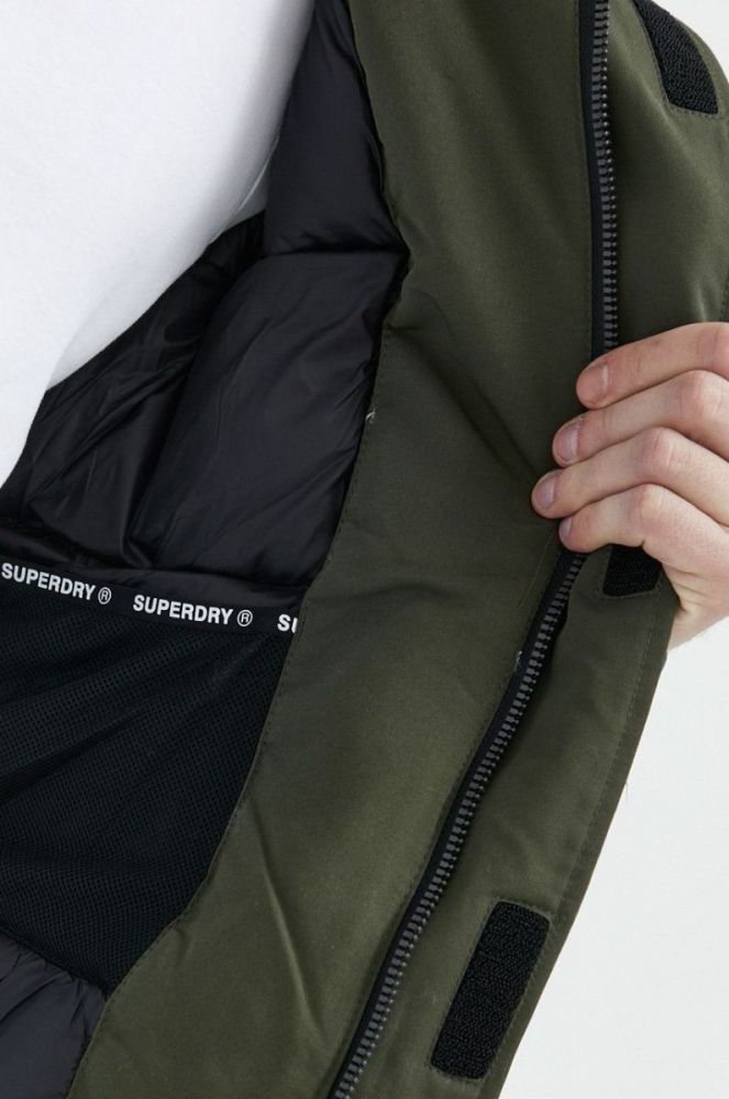 Куртка Superdry чоловіча колір зелений зимова (2908307) фото 7