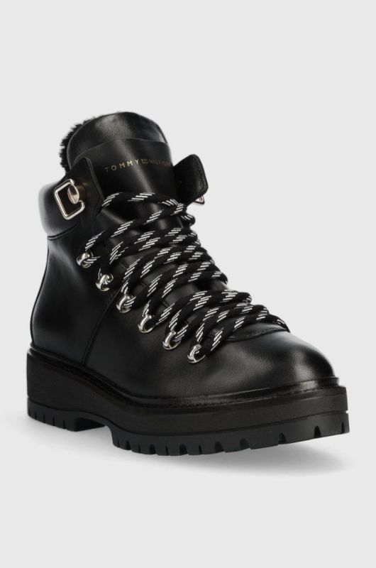 Черевики Tommy Hilfiger Leather Outdoor Flat Boot жіночі колір чорний на платформі злегка утеплена фото 2
