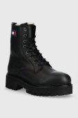 Шкіряні черевики Tommy Jeans Tommy Jeans Urban Warmlined Boot жіночі колір чорний на плоскому ходу утеплене Шкіряні черевики Tommy Jeans Tommy Jeans Urban Warmlined Boot жіночі колір чорний на плоскому ходу утеплене