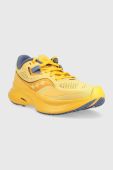 Бігові кросівки Saucony Guide 15 колір помаранчевий