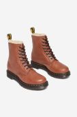 Шкіряні черевики Dr. Martens Dr. Martens Serana 27782225 жіночі колір коричневий на плоскому ходу злегка утеплена 27782225-brown