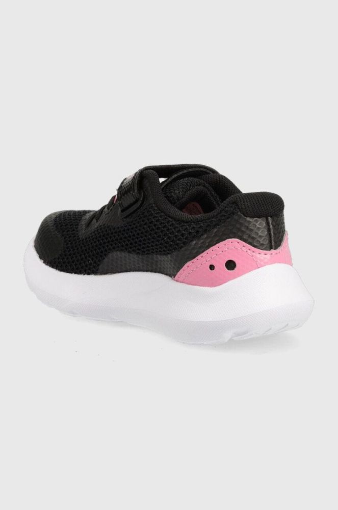 Дитячі кросівки Under Armour Gps Surge 3 Ac колір чорний фото 3