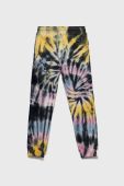 Дитячі бавовняні штани Guess візерунок колір барвистий (2452644)