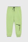 Дитячі спортивні штани United Colors of Benetton колір зелений з принтом Дитячі спортивні штани United Colors of Benetton колір зелений з принтом