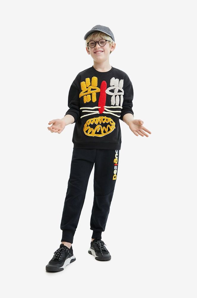 Дитячі спортивні штани Desigual колір чорний з аплікацією