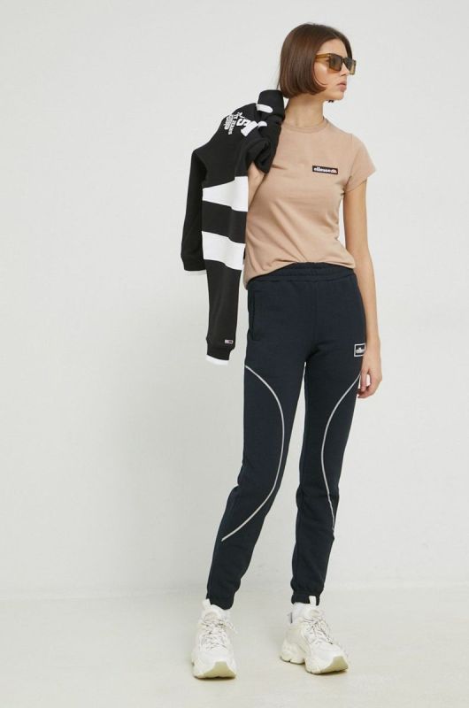 спортивні штани Ellesse жіночі колір чорний з принтом фото 2