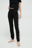 Спортивні штани Moschino Underwear жіночі колір чорний однотонні