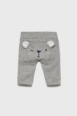 Дитячі бавовняні штани United Colors of Benetton колір сірий з аплікацією