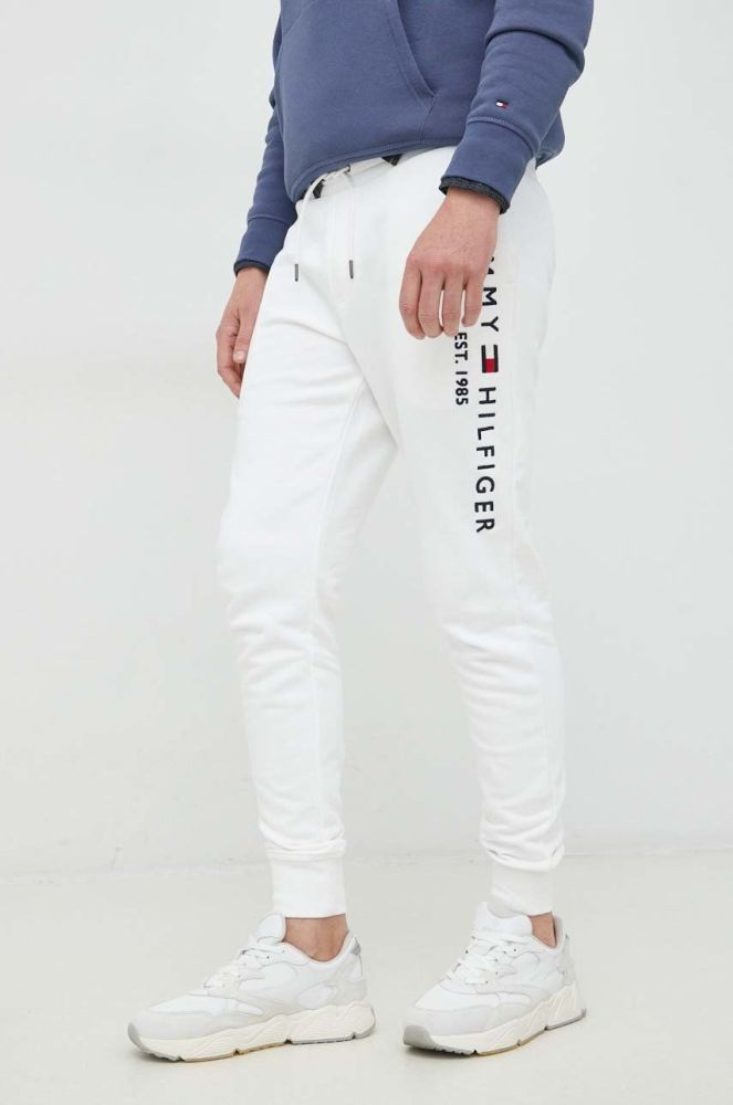 Бавовняні спортивні штани Tommy Hilfiger чоловічі колір сірий з аплікацією (2850247)