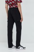 Бавовняні штани HUGO чоловічі колір чорний фасон cargo