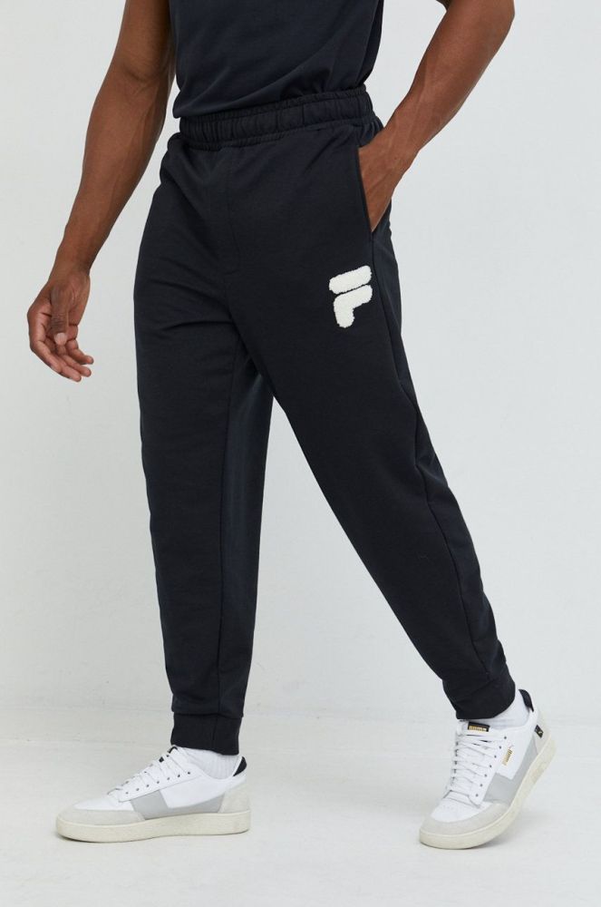 Спортивні штани Fila чоловічі колір чорний з аплікацією (2609368)