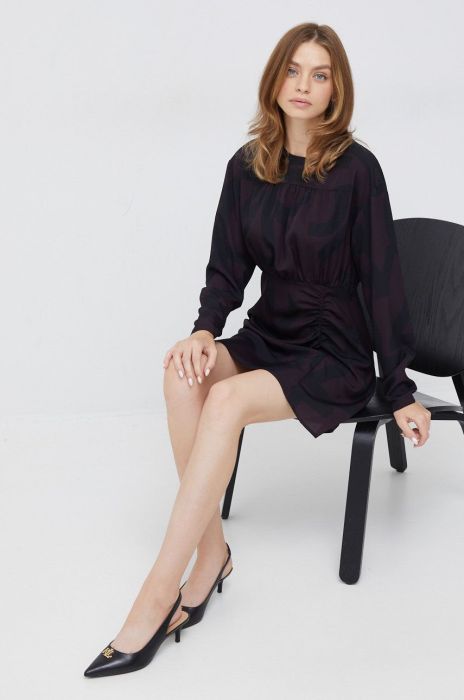 Сукня Sisley колір фіолетовий mini пряма (2593958)