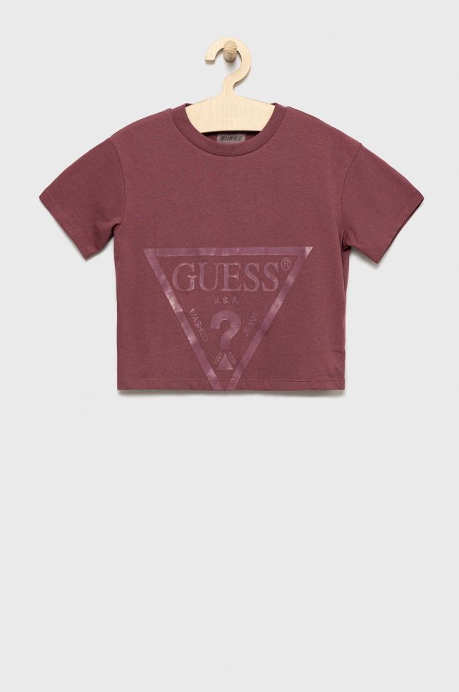 Дитяча бавовняна футболка Guess колір фіолетовий (2566168)