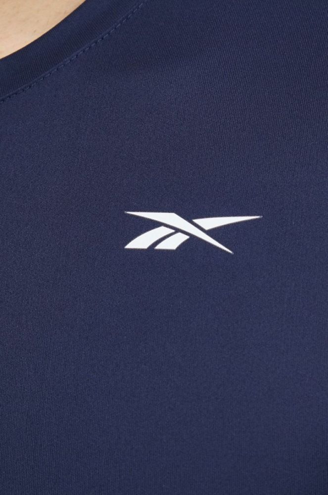 Тренувальна футболка Reebok Tech колір синій однотонна фото 5