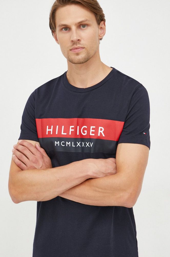 Бавовняна футболка Tommy Hilfiger колір синій з принтом (2648332)