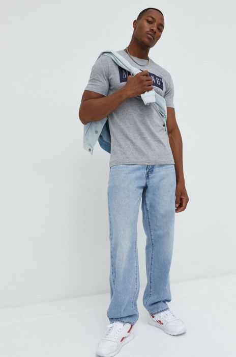 Футболка Mustang чоловічий колір сірий з принтом (2618252)