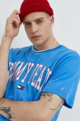 Бавовняна футболка Tommy Jeans з принтом колір блакитний (2677551)
