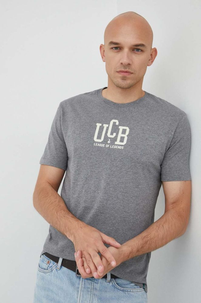 Бавовняна футболка United Colors of Benetton колір сірий з принтом (2794094)