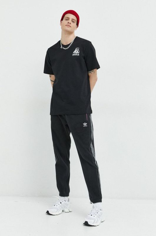 Бавовняна футболка adidas Originals колір чорний з аплікацією (2896073) фото 2